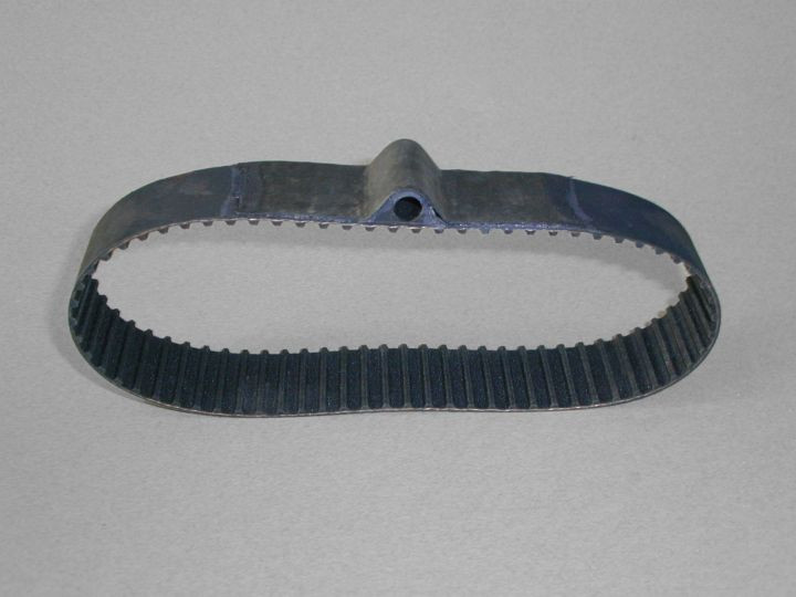 Vormartikelen-Rubberblok op gestandaardiseerde riem