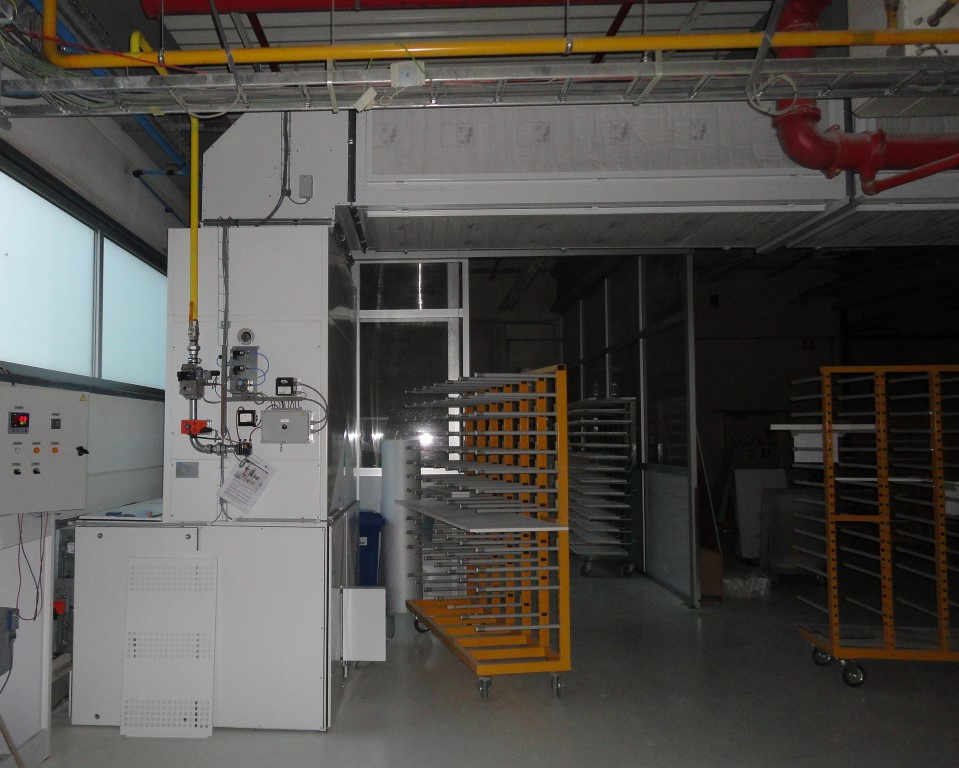 Supply unit with long air duct with filters