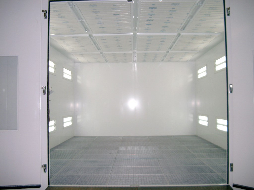 Industrial painting & drying booth with vertical air flow Industrial painting & drying booth with vertical air flow