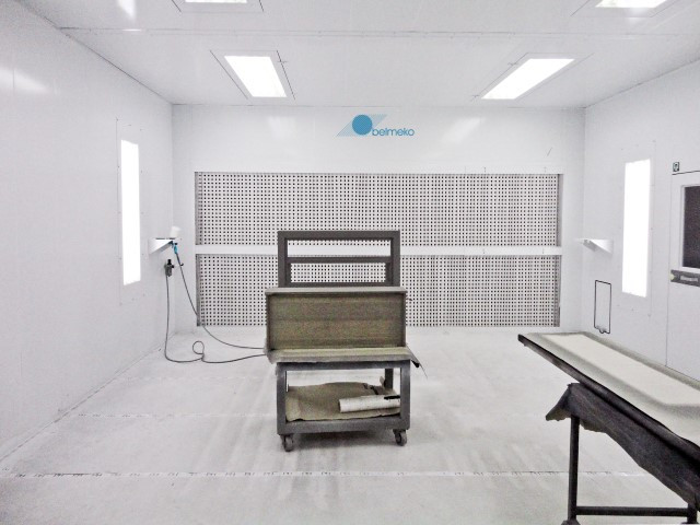Spray room for wood industry Spray room for wood industry