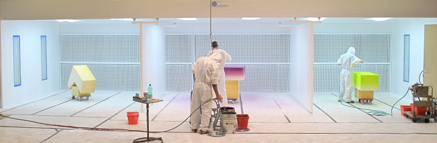 Aanpasbare afzuiginstallatie voor verschillende spuiters tegelijkertijd