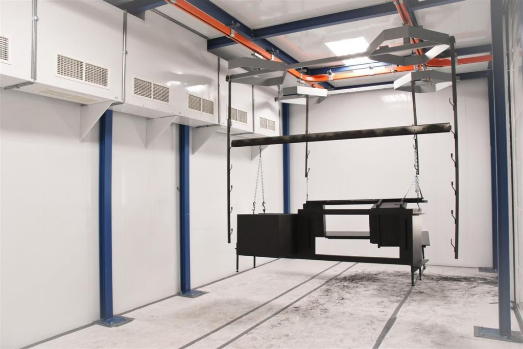 Paint oven up to 80°C with direct gas firing