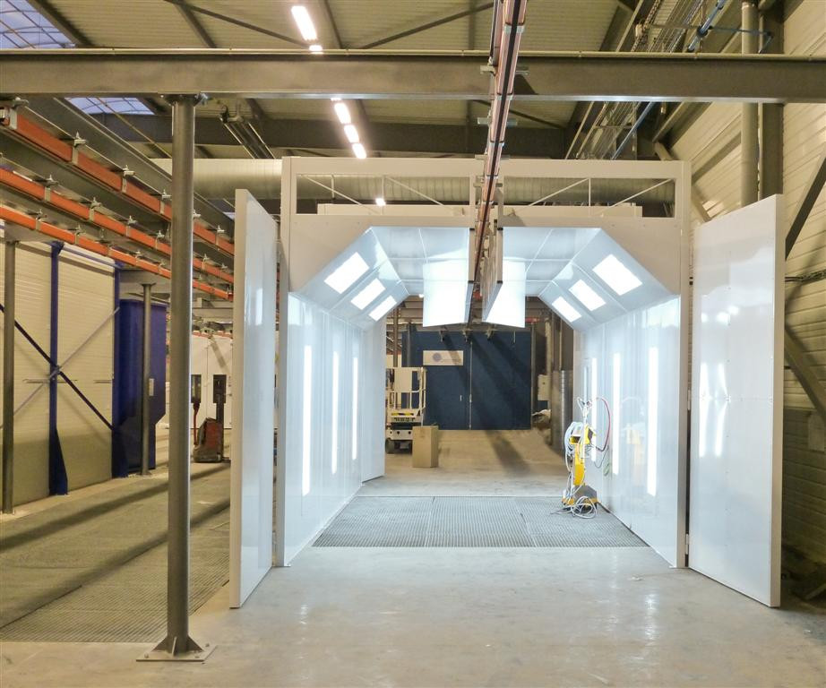 Grande cabine poudrage pour des pièces grandes et larges Grande cabine poudrage pour des pièces grandes et larges