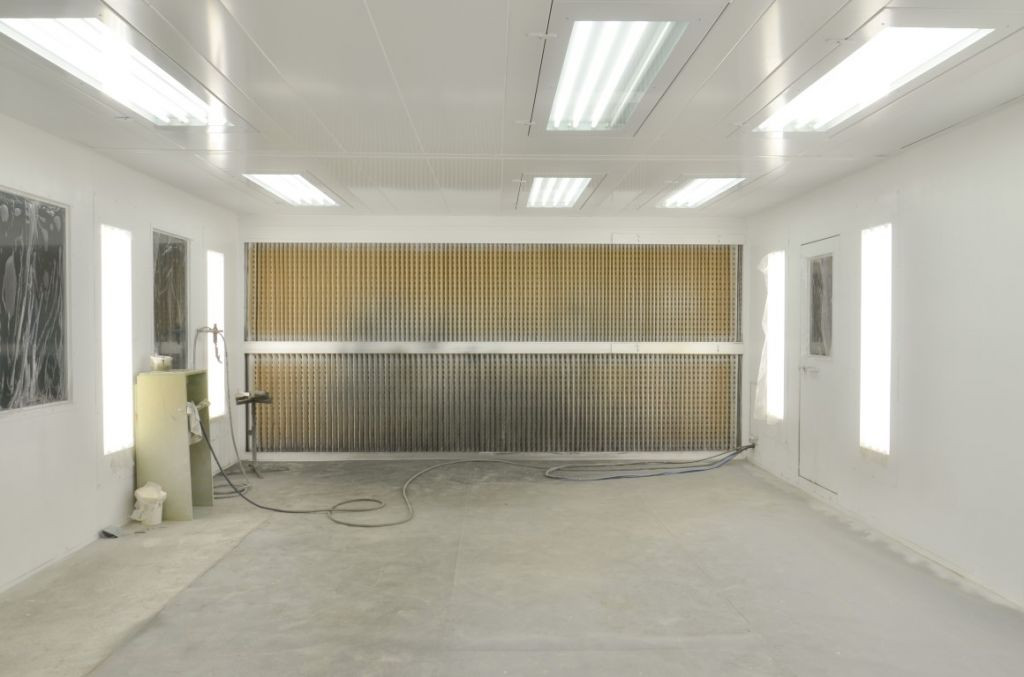 Spuitwand met andrea filtering in totale lakcabine