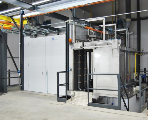 Pretreatment plant for cleaning and drying of products