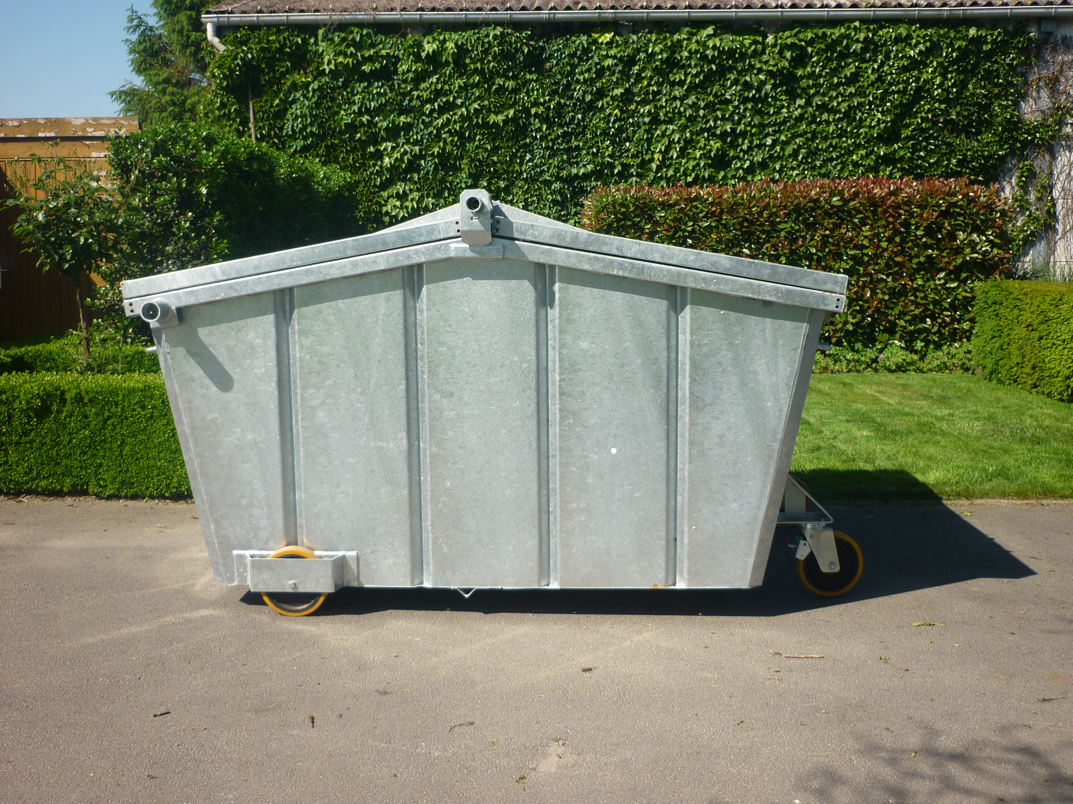 Rolcontainer 5000L zijkant