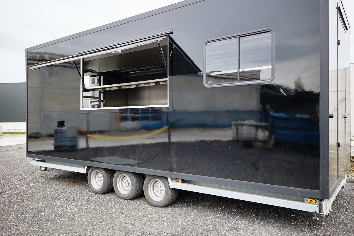 U wenst een mobiele keuken van het hoogste niveau? Ons bedrijf is gespecialiseerd in high-end...