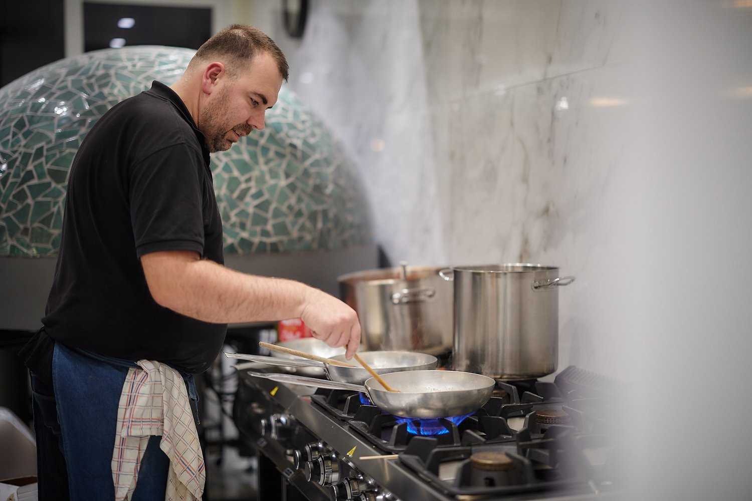 Piccola Italia Roeselare Kom gezellig genieten in deze hippe trattoria met gezellig, hedendaags, Italiaans interieur met...