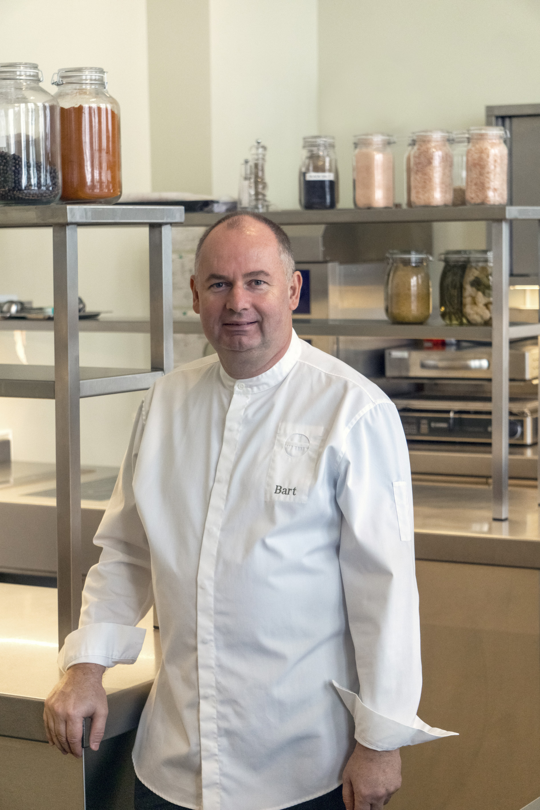 WILDN by Bart De Pooter** **Michelinchef Bart De Pooter verwelkomt u in WILDn. 100% plantaardige gastronomie in een...