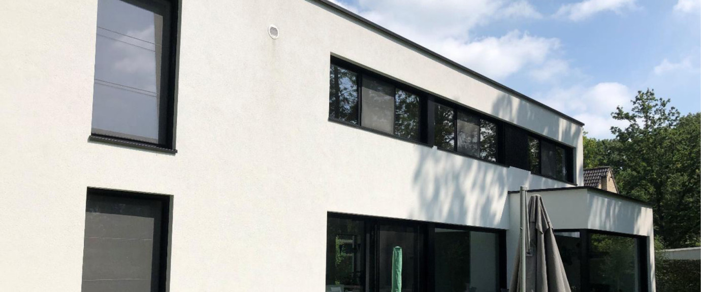 Vliegenraam, zonwering Zonnewering en vliegenraam tussen2