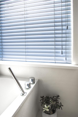 badkamer-lamellen-ncs-3030-r90b-4