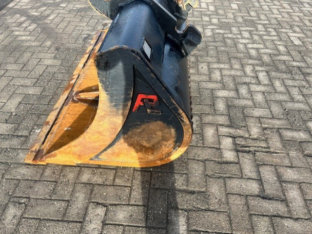 1798 Kettingbak 180cm CW30 3