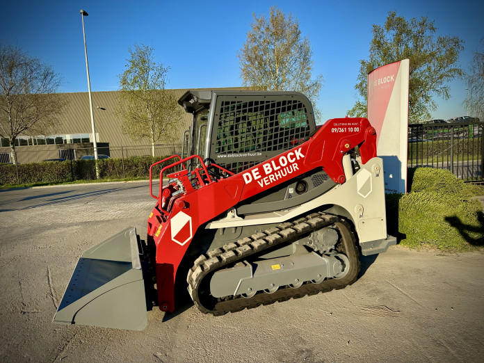 3110 Bobcat op rupsen Takeuchi TL10 2