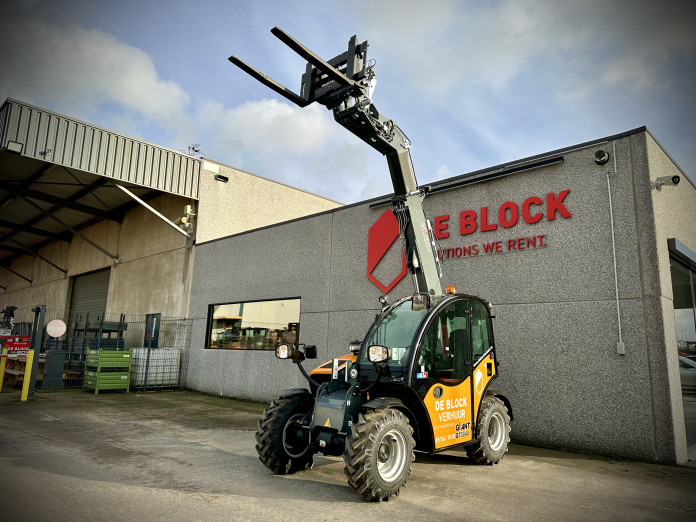 5201 - Verreiker 4,8m Giant GT5048 1