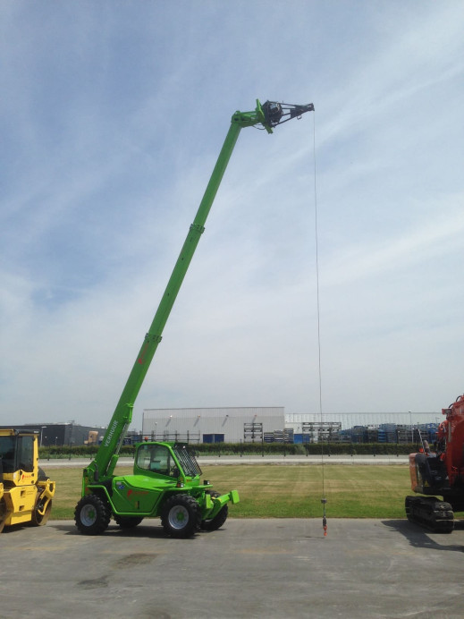 5206 Verreiker 13m Merlo P38.13 met hydraulische lier 2