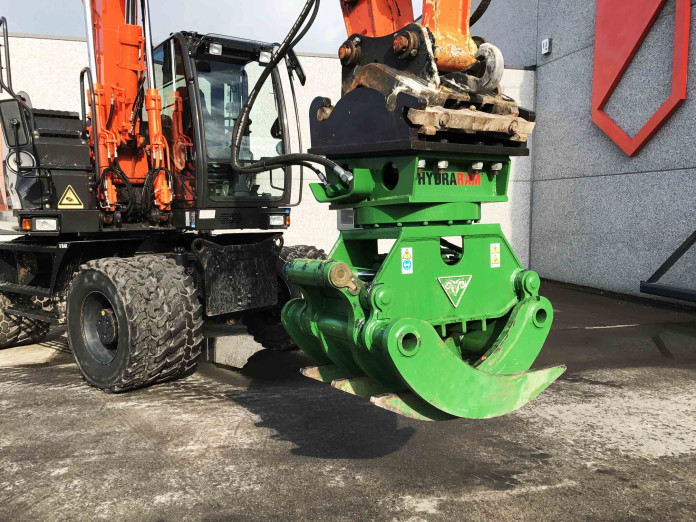 Bomengrijper CW40 gesloten