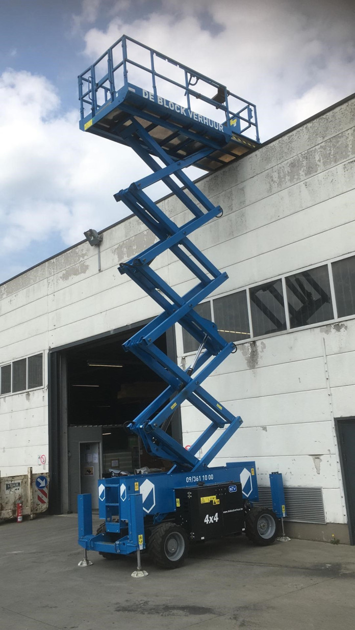 Genie 4069RT schaarlift diesel
