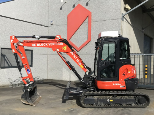 Kubota U55