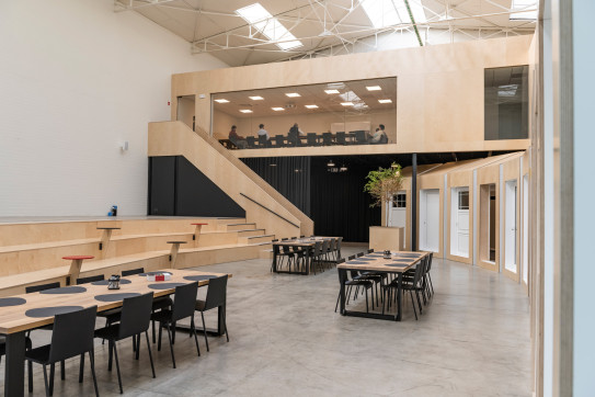 Showroom-022-