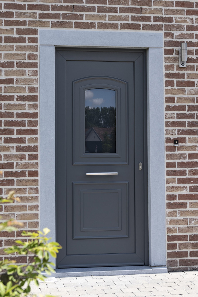 TO032_Royal_R0202-