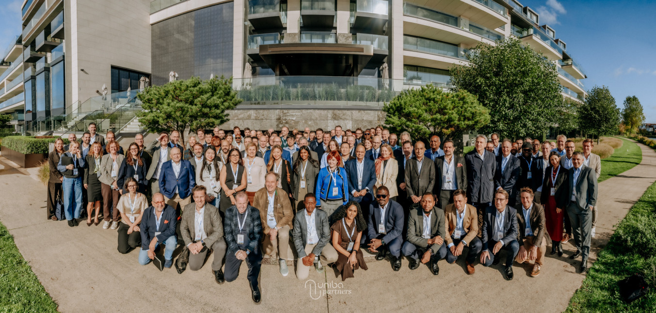 UNIBA-GroupPhoto-001