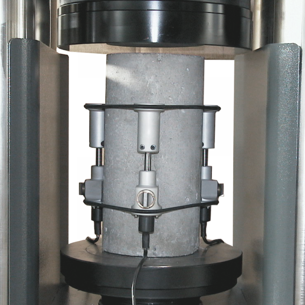 Automatic Uniaxial and Triaxial Test System3