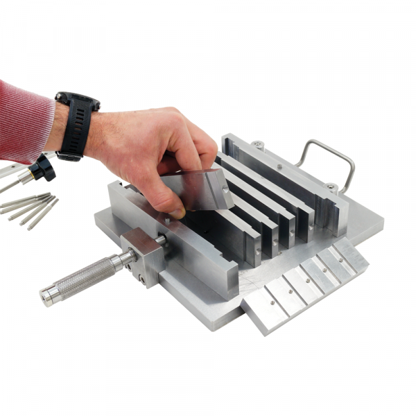 Mould for Crack Bridging1