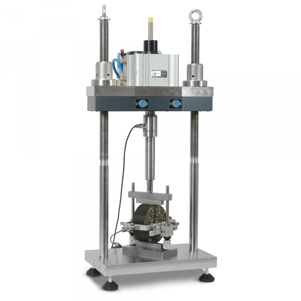 Servo-Pneumatic Universal Testing Machine UTM, 16 kN cap.1