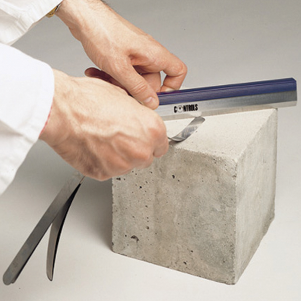 Verification Instruments for Moulds and Specimens0