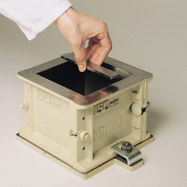Verification Instruments for Moulds and Specimens3