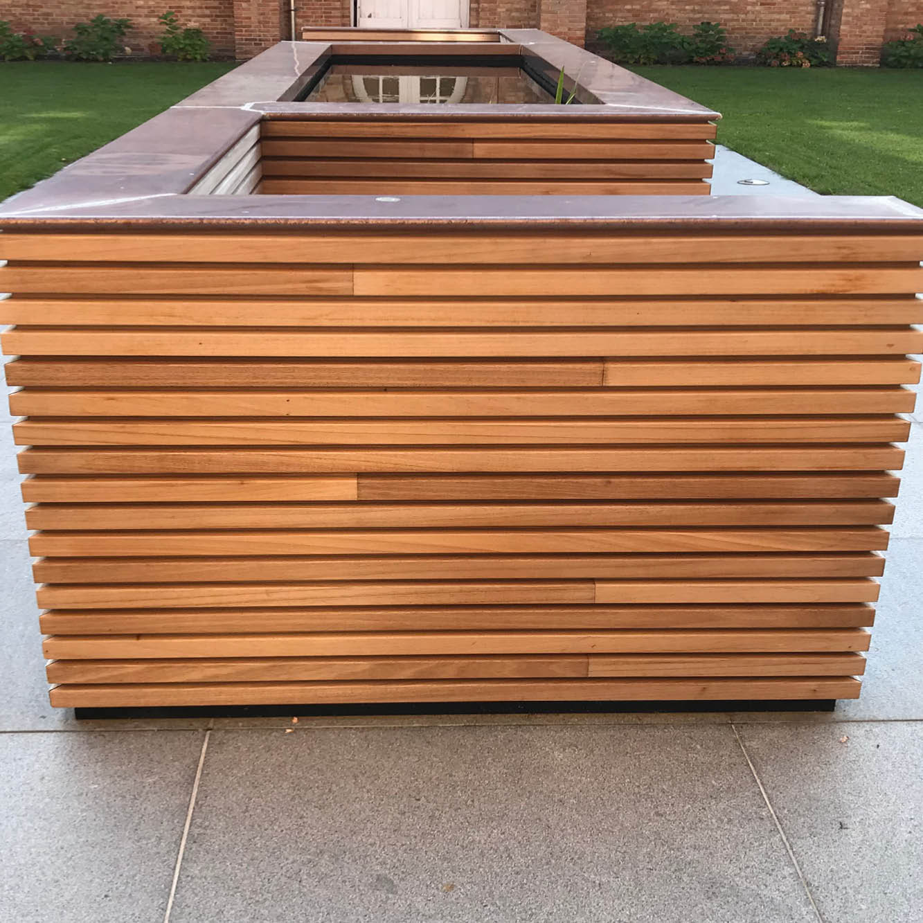 Lemahieu Group - Project_Tuinbank_ThermoWood-ayous_520x520px - 300 dpi 03