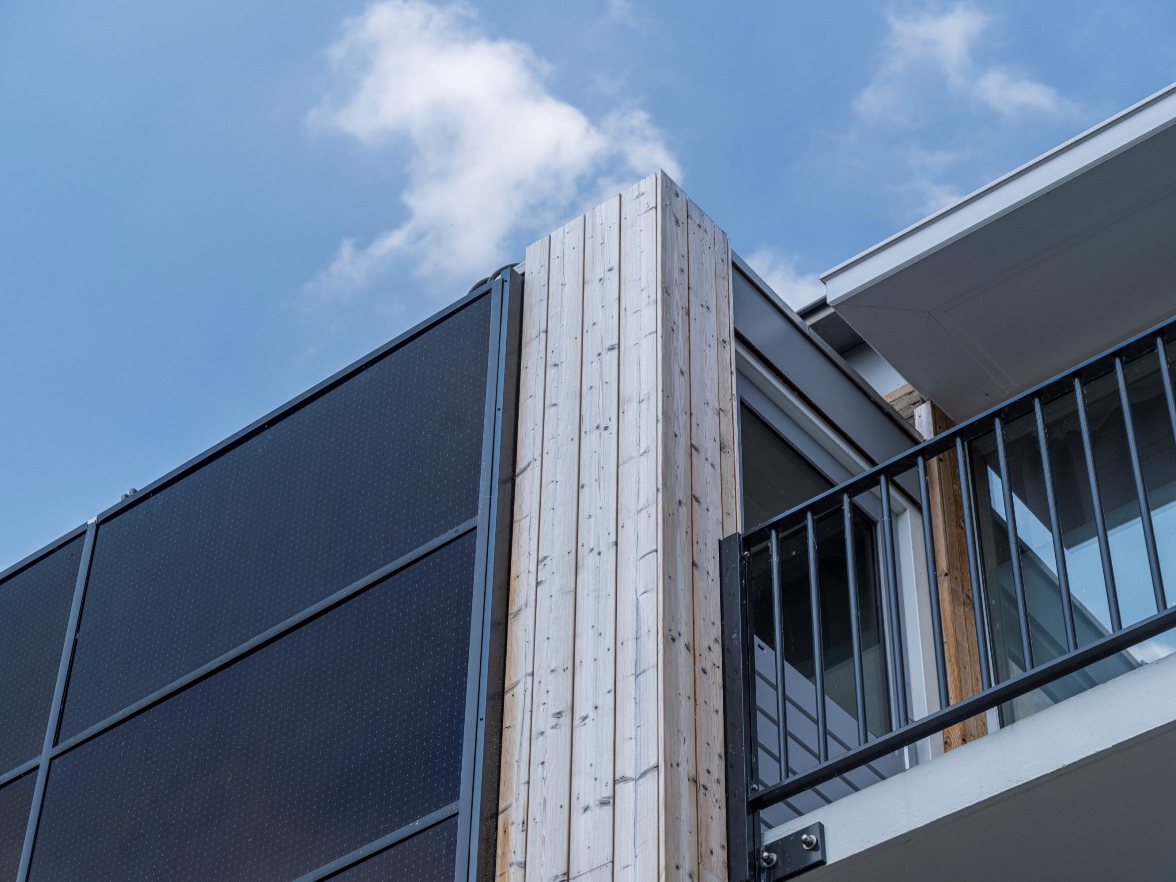 LDCwood-ThermoWood-Spruce_Kanaalkadeflat_DSF1168