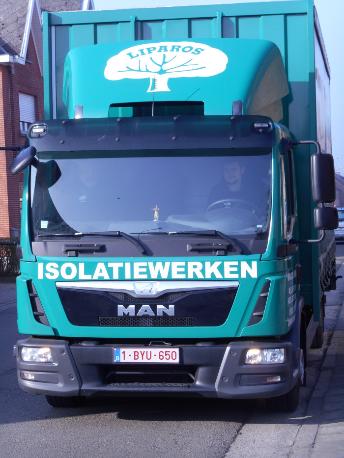 vrachtwagen front met Bert (2)