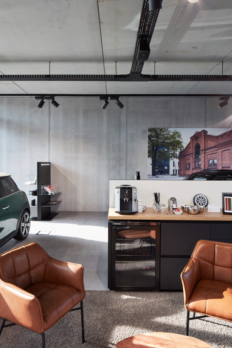 Roeselare : BMW – MINI Dejonckheere