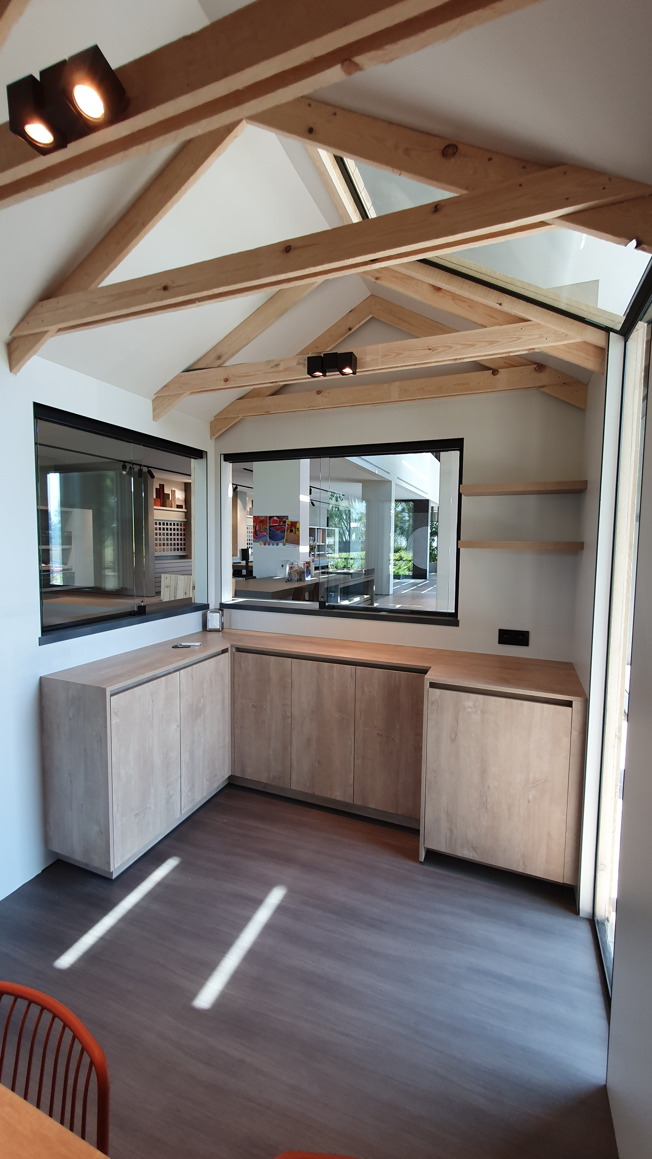IVC GROUP - The Tiny House