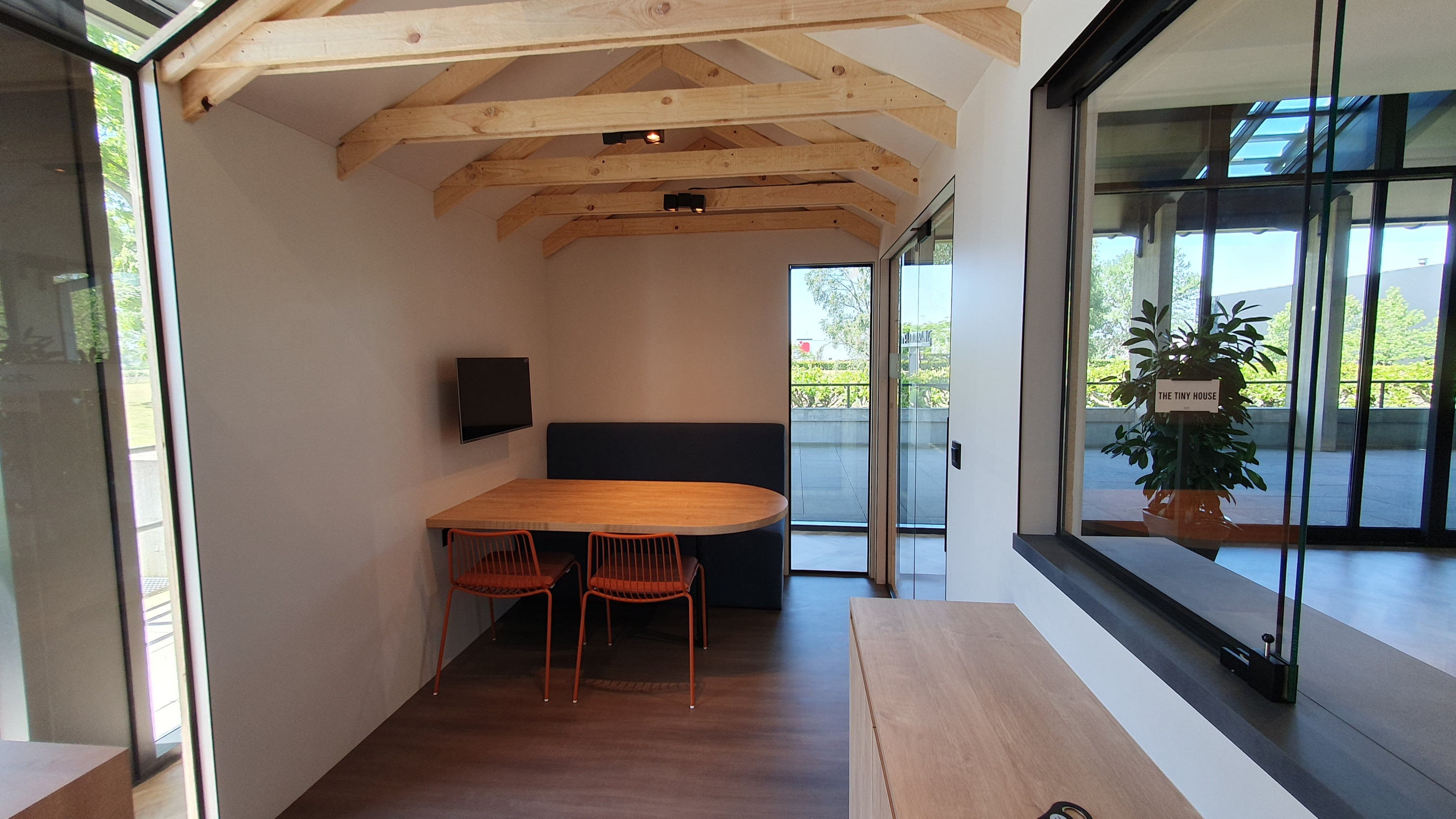 IVC GROUP - The Tiny House