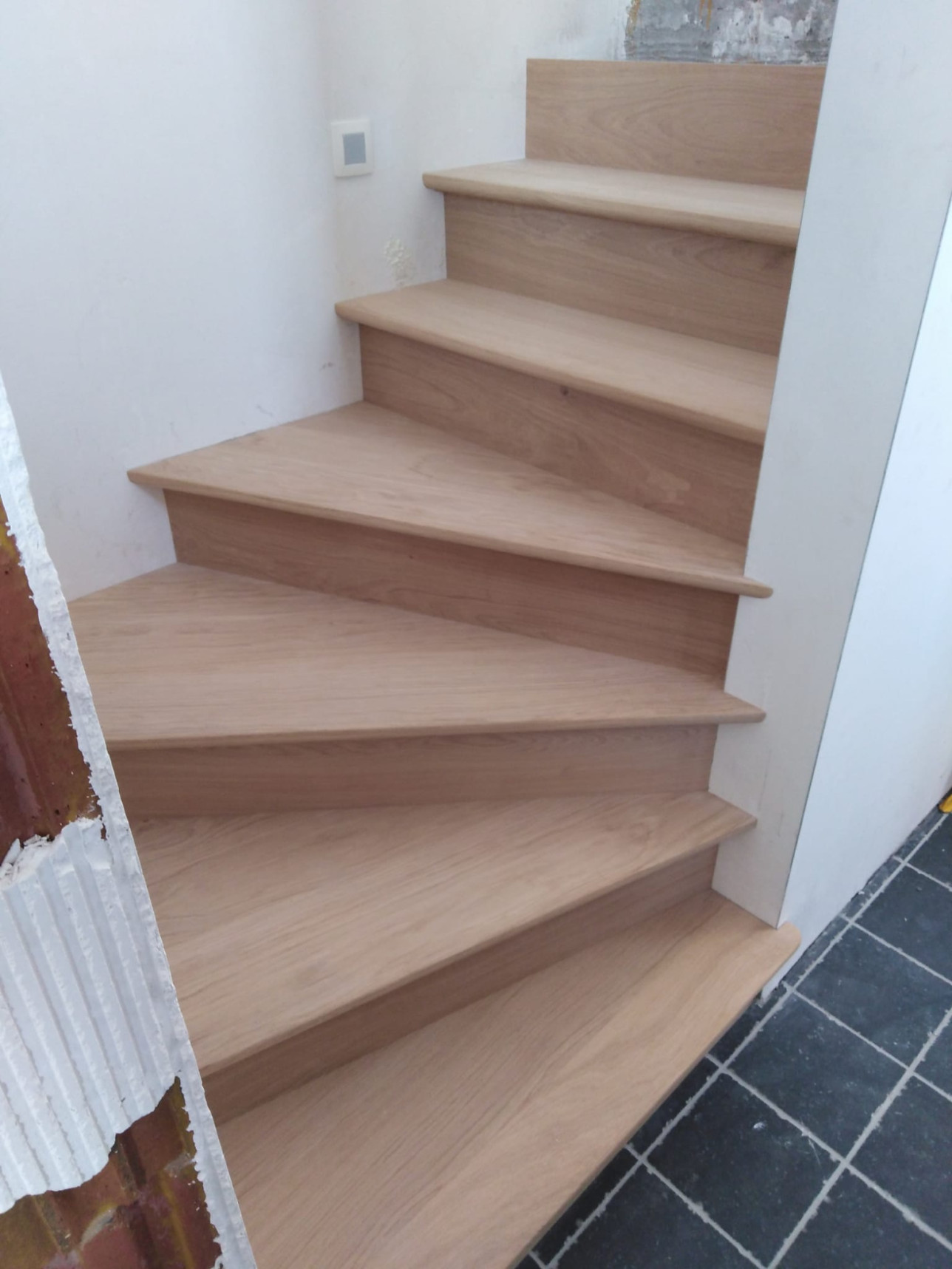 Trap beton treden aankleden