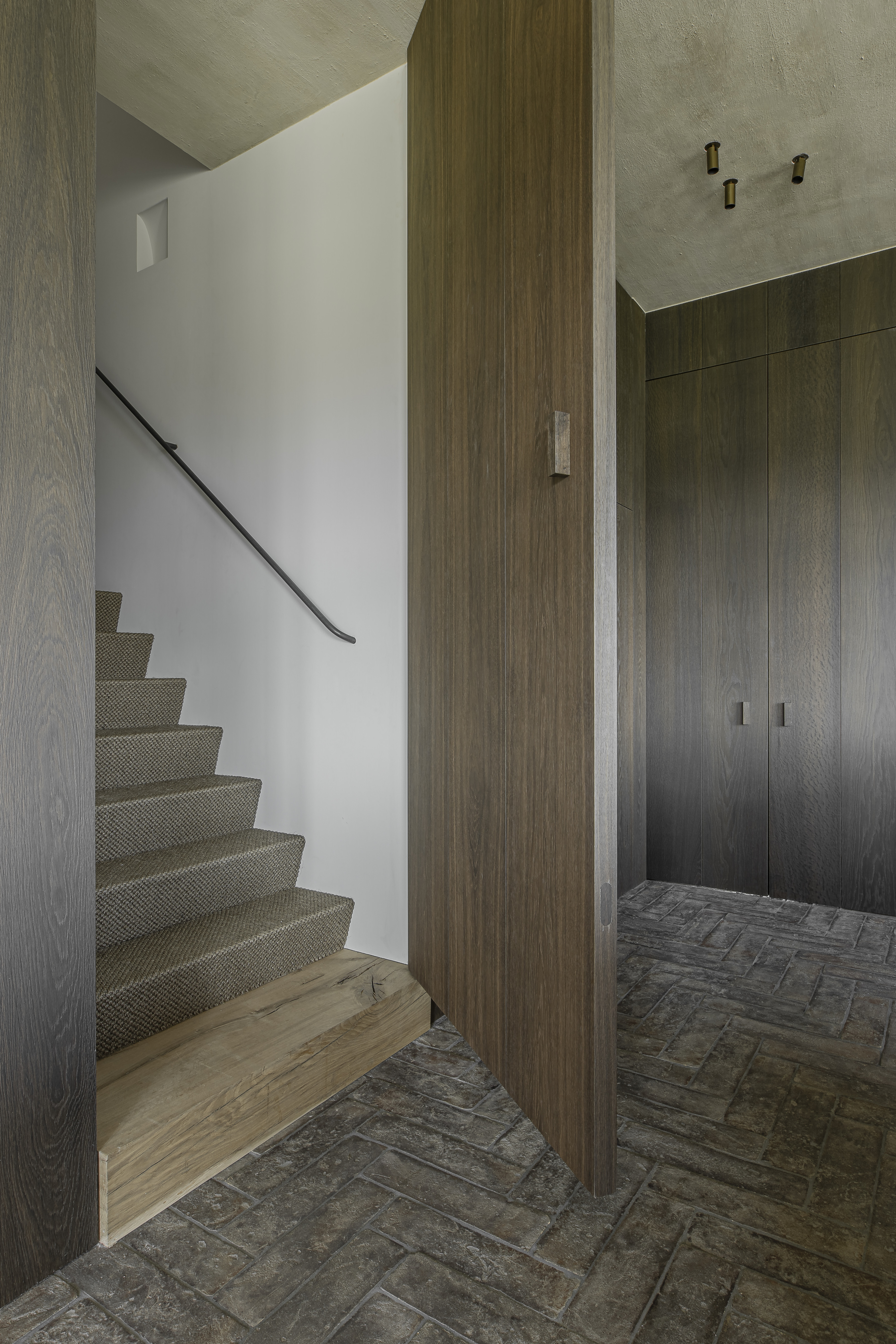 PilarShoots - Ledestraat30 - HR-97