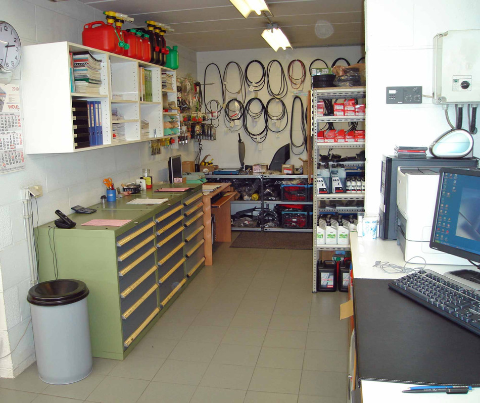 Eddy-Vandenbossche-Tuinmachines-serviceplaats1