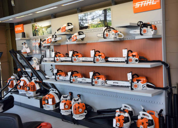 Eddy-Vandenbossche-Tuinmachines-showroom2