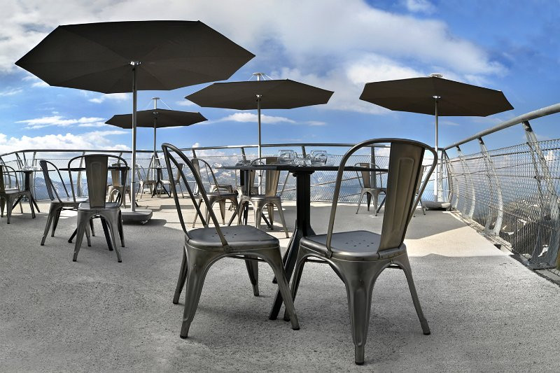Garden umbrella, round 3m, black canopy. Garden umbrella, round 3m, black canopy.