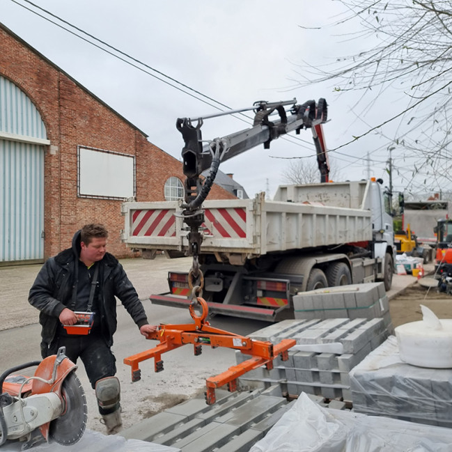 Vanallemeersch-Deraedt werft aan ... ervaren tuinaanlegger