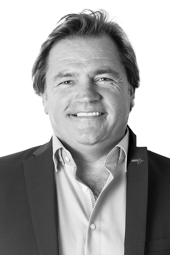 Naenen Kris_lowres_zw