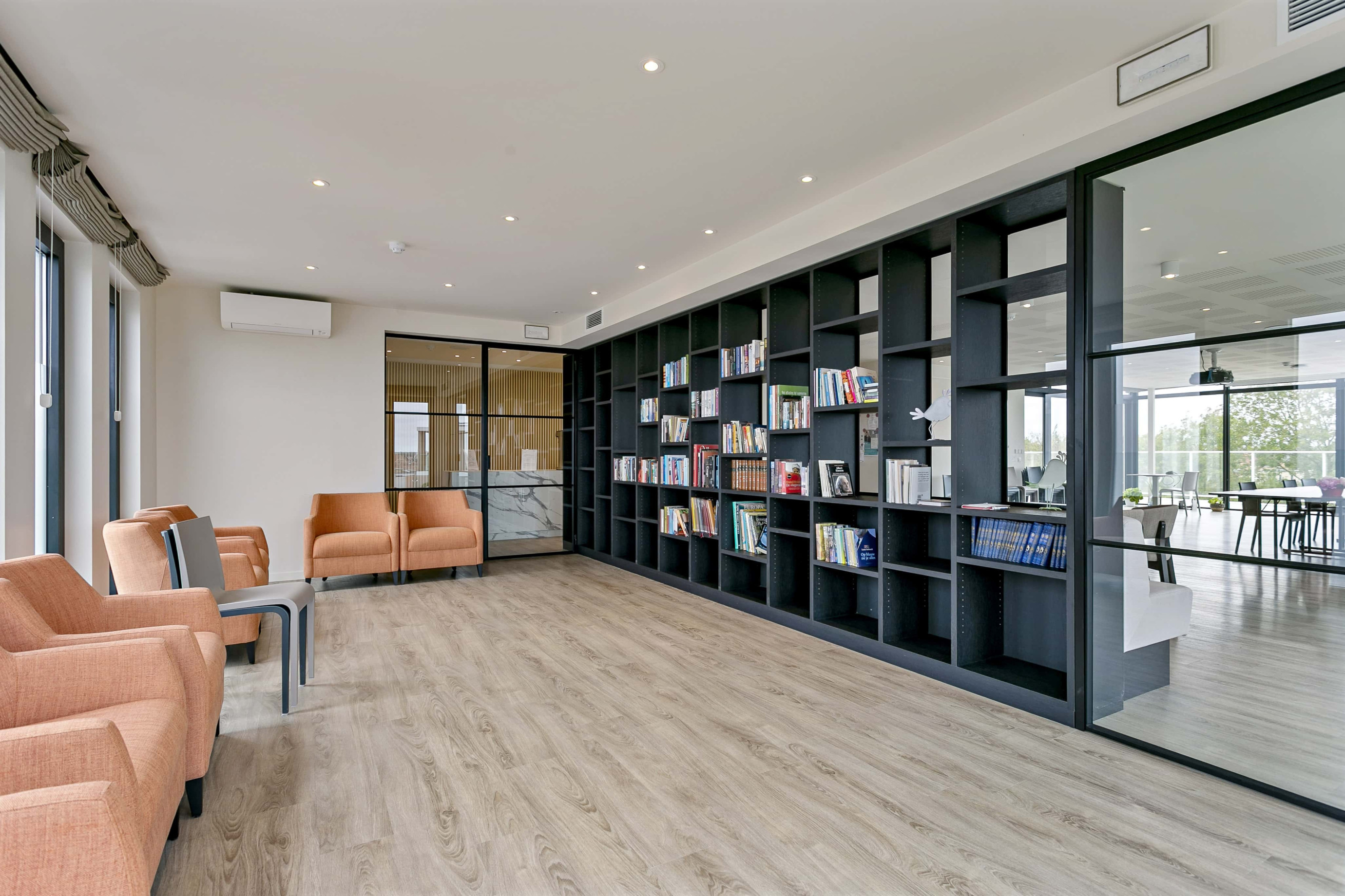 Zuidburg serviceflats Veurne - Veurne