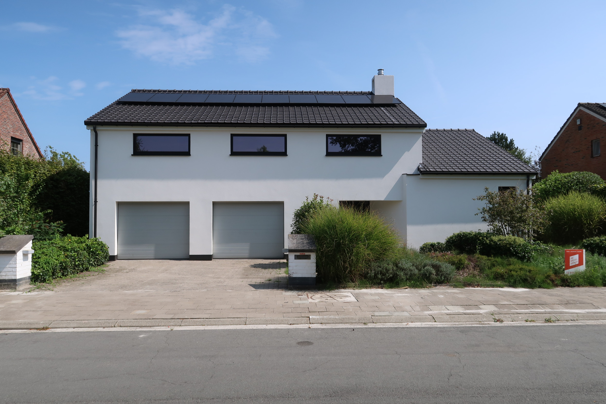 Klassieke korrel_sierpleister_wit_renovatie